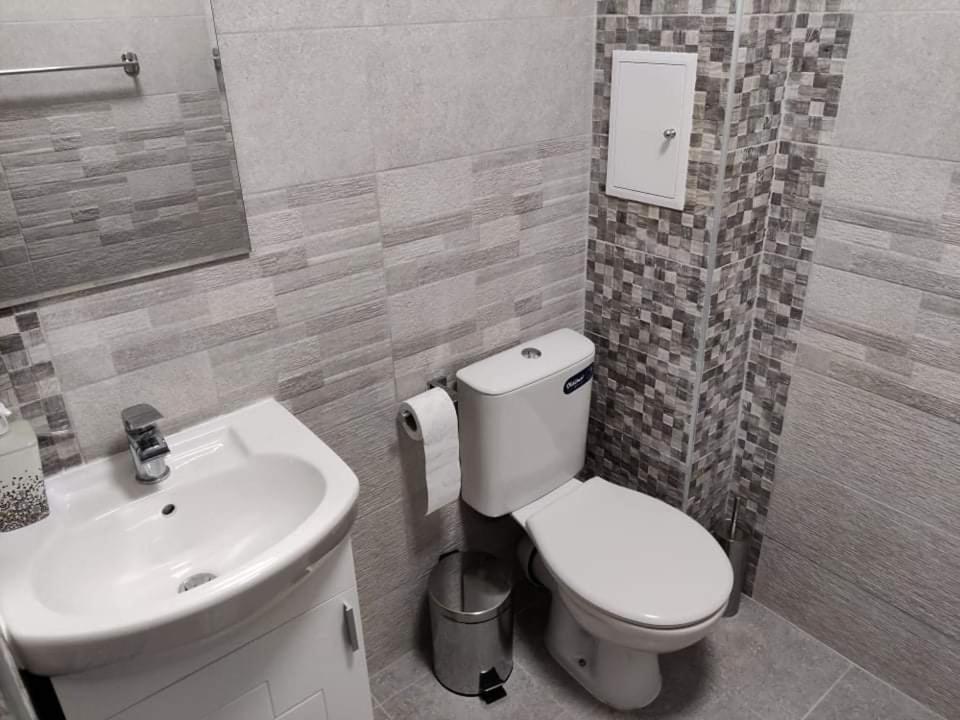 Apartment Anelia 3 Plovdiv Eksteriør billede