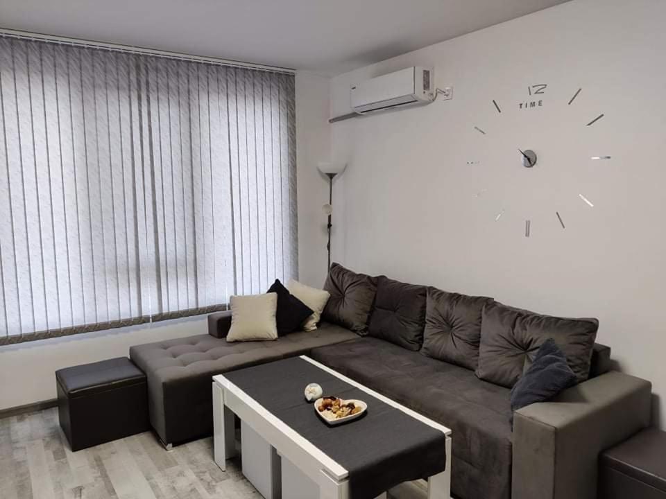 Apartment Anelia 3 Plovdiv Eksteriør billede
